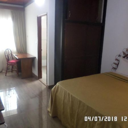Hotel Azur Yaoundé Esterno foto