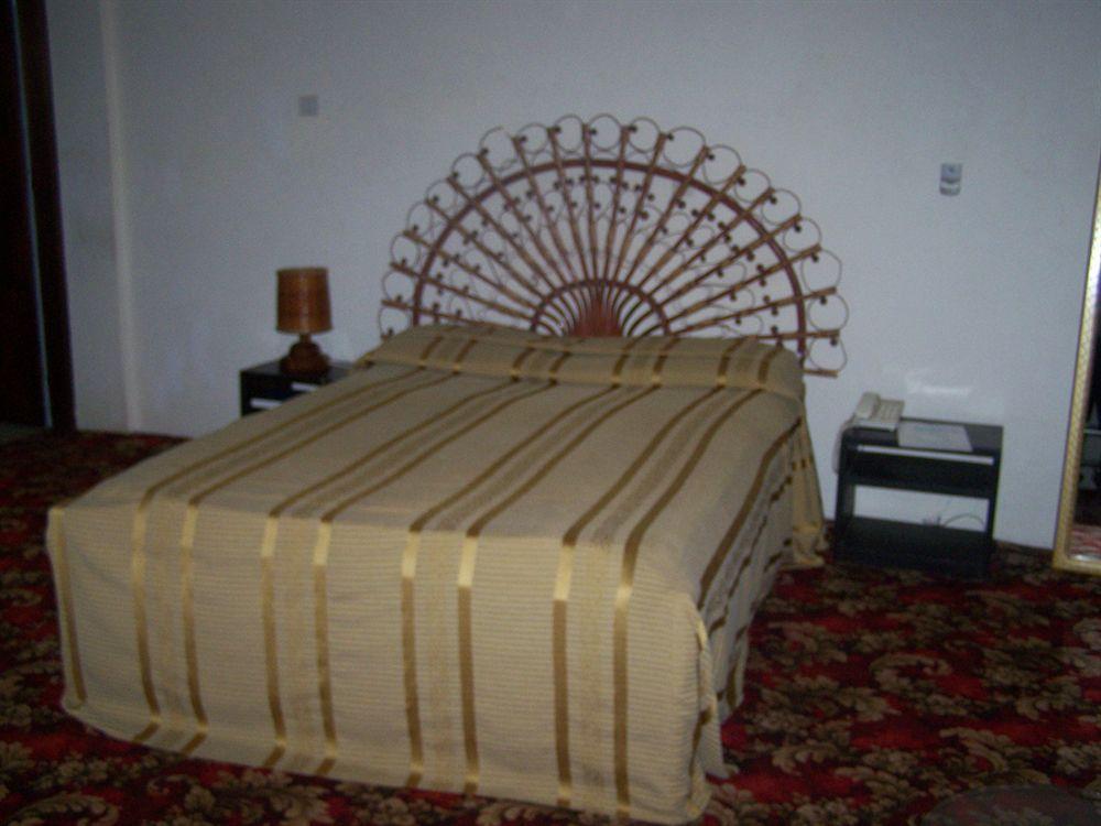 Hotel Azur Yaoundé Esterno foto