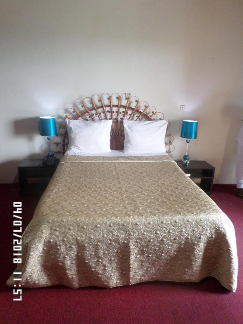 Hotel Azur Yaoundé Esterno foto