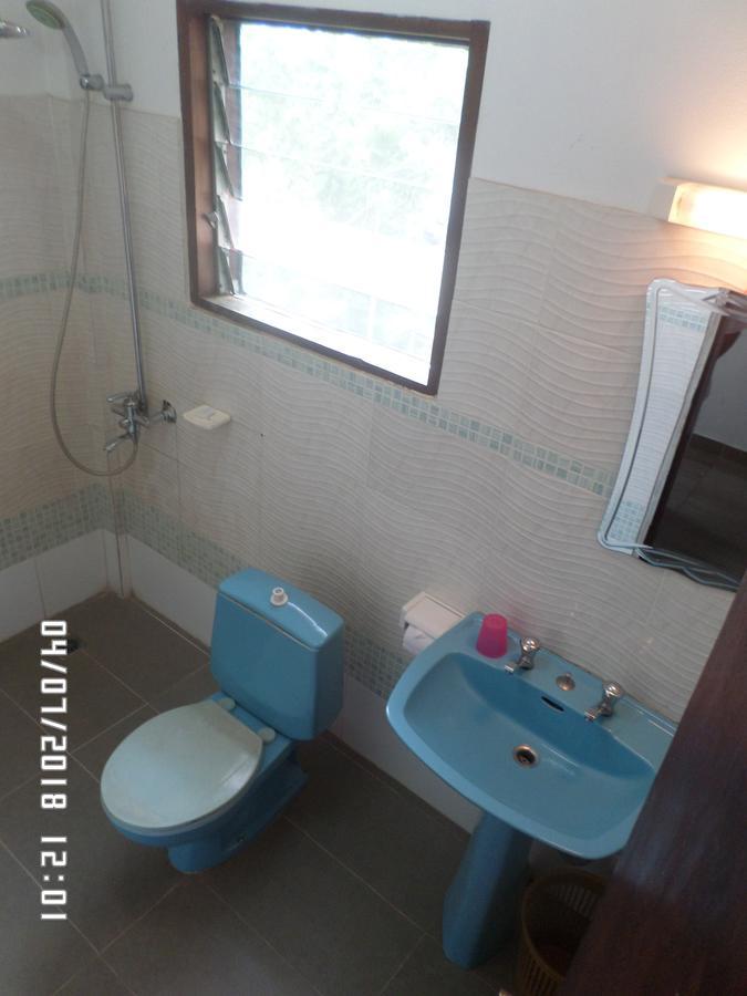 Hotel Azur Yaoundé Esterno foto