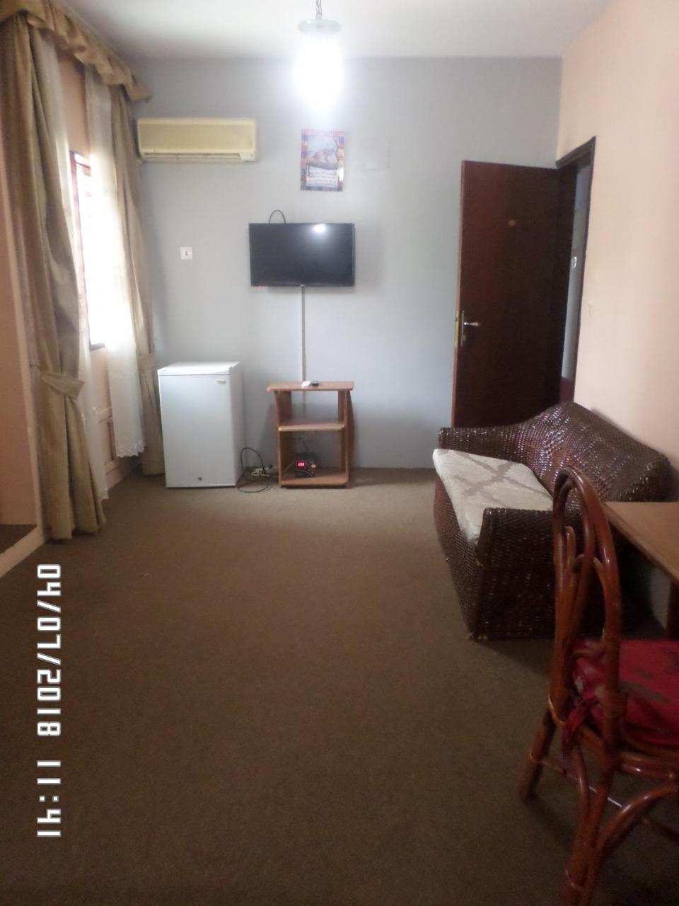 Hotel Azur Yaoundé Esterno foto